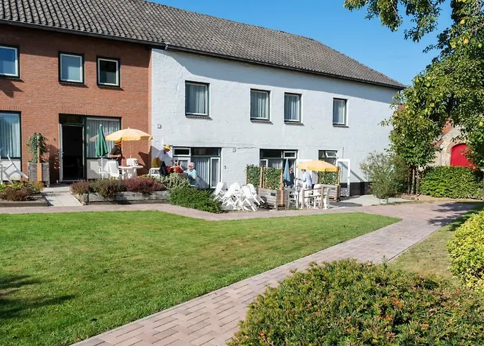 مزرعة للإقامة Oord Zonnehoeve Valkenburg aan de Geul